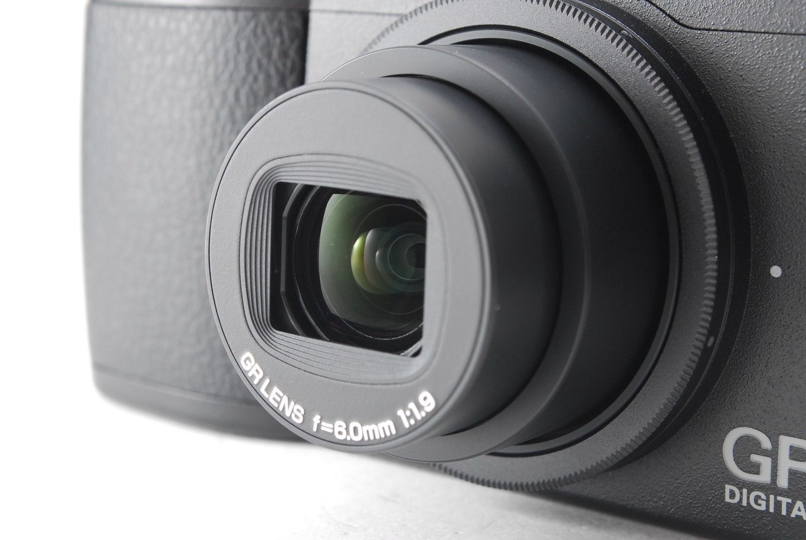 シャッター数:553【超美品】Ricoh リコーGR Digital III + GW-2 GH-2