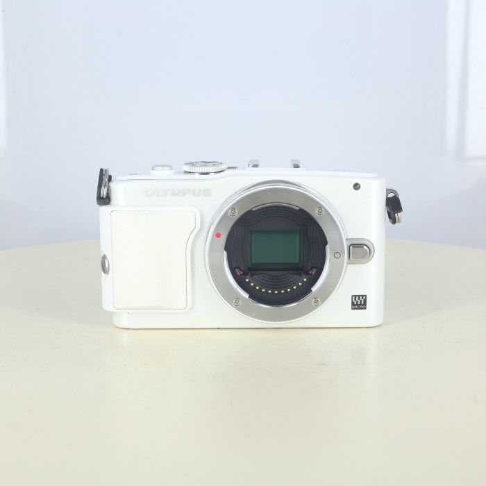【中古】(オリンパス) OLYMPUS E-PL6 ボディ ホワイト