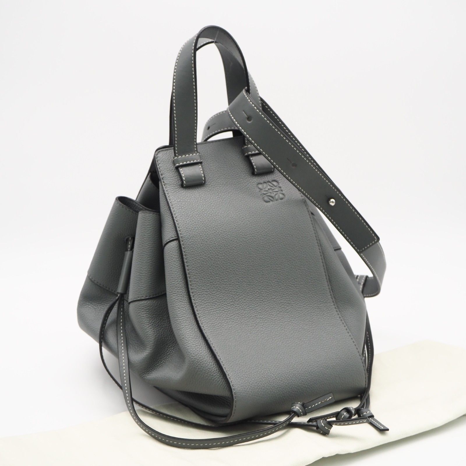 ★3日以内返品可★ 美品 LOEWE ロエベ ソフトグレインカーフ ハンモック ドローストリング ミディアム 314.12.V06 2wayハンドバッグ グレー グレインカーフレザー レディース