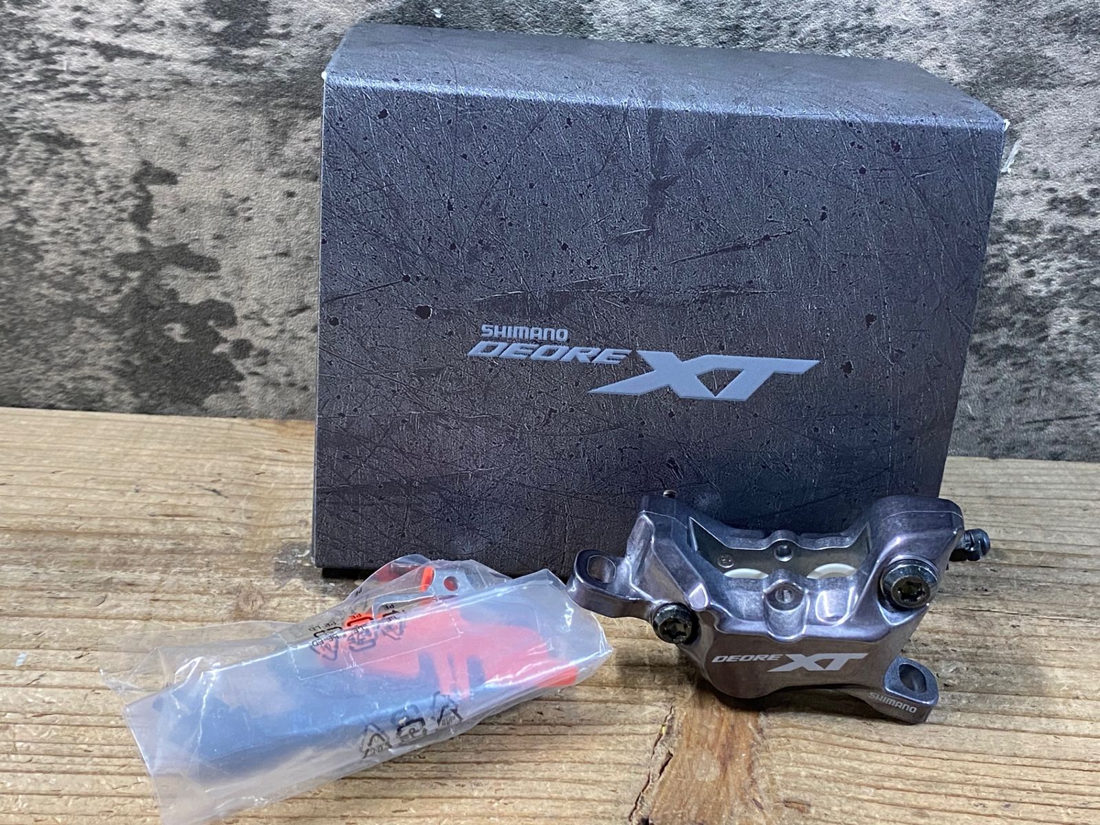 KH527 シマノ SHIMANO デオーレ DEORE XT BR-M8120 ディスクブレーキキャリパー 油圧