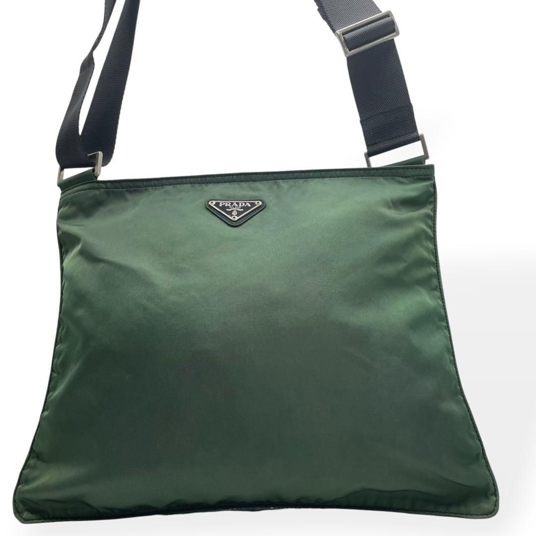 美品　PRADA プラダ　ショルダーバッグ　ナイロン　グリーン　白タグ　三角ロゴ