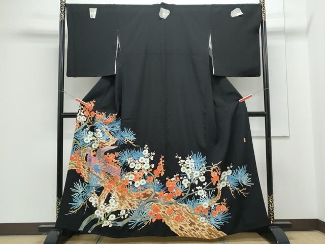平和屋着物●豪華黒留袖　本加賀友禅　作家物　飛鳥枝梅松文　正絹　逸品　CABG8512th