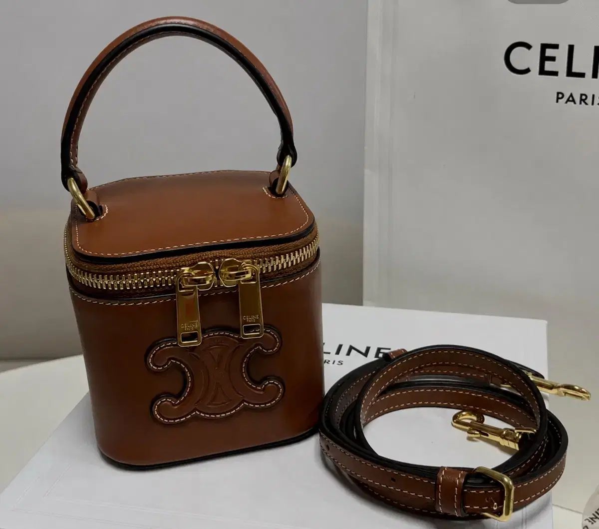 Celine セリーヌ ベニティバッグ