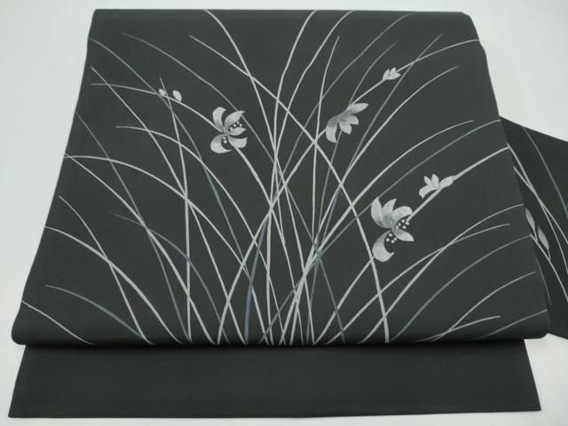 平和屋着物●塩瀬　九寸名古屋帯　刺繍　草花文　黒地　正絹　逸品　CABI8900hy