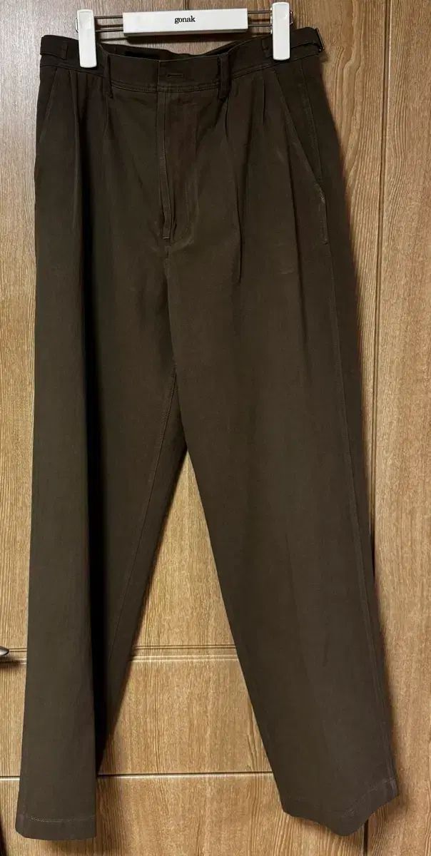 ゴー・リー soft cotton chino pants オリーブ S