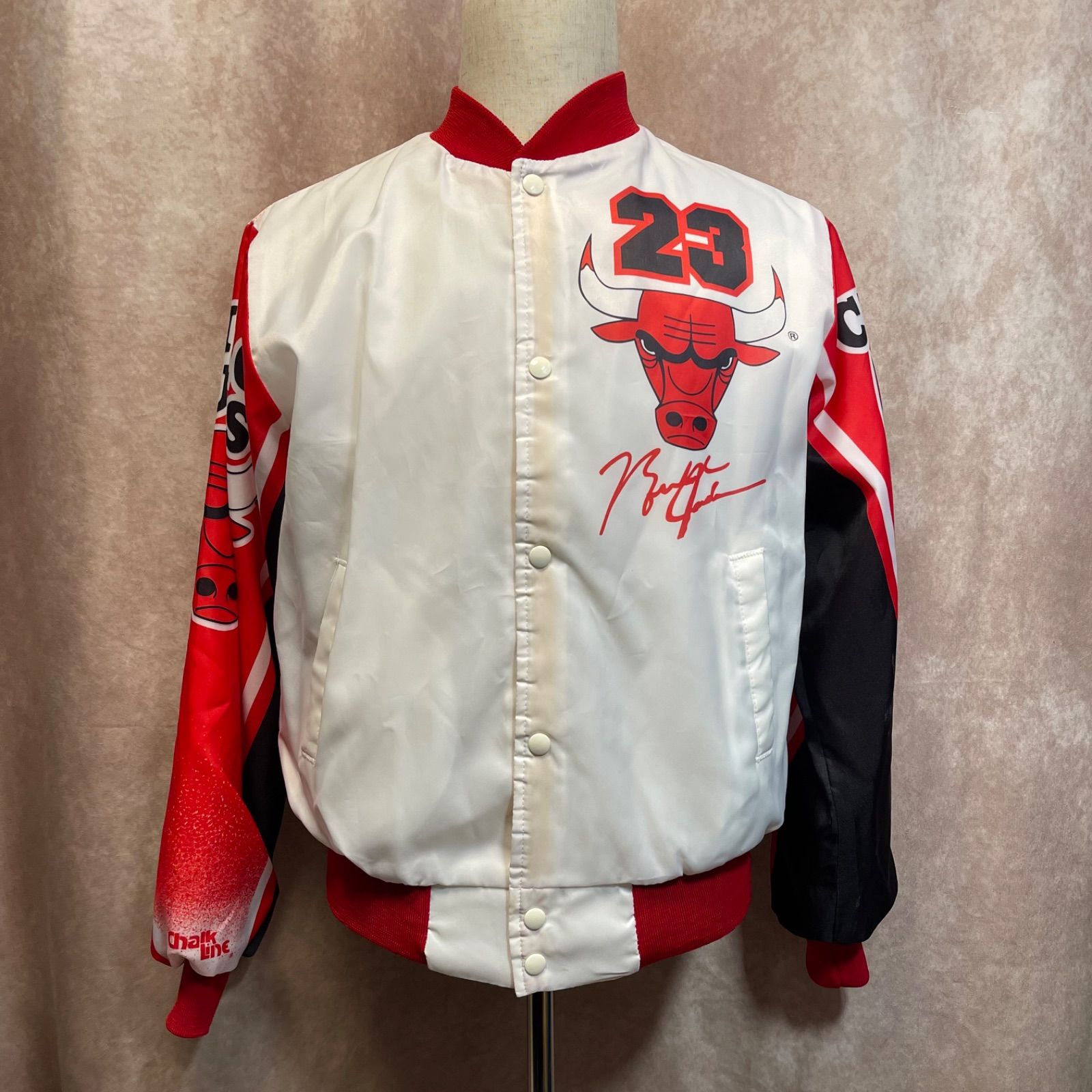 レア✨Chalk Line シカゴブルズ マイケルジョーダン23 スタジャン ナイロンジャケット M 90s NBA ヴィンテージ β2-1109
