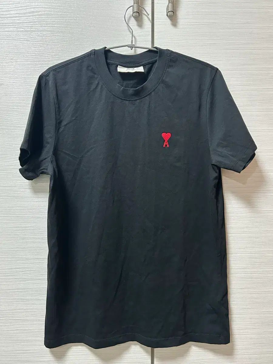 アミ 半袖 Tシャツ ブラック サイズ 4