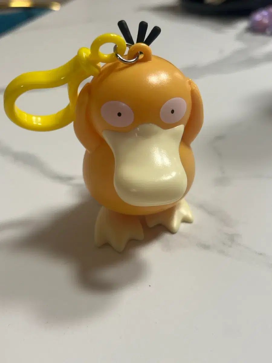 ゴラパ덕 アクション キーホルダー