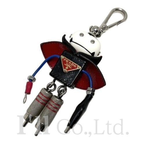PRADA　プラダ　トリック　ロボット　キーホルダー　 Vlad　1TR017_2EX2_F0002　サフィアーノレザー　メタル　ブラック　ブランド小物　アクセサリー　キーリング　バッグチャーム　ドラキュラ【中古】【84705】