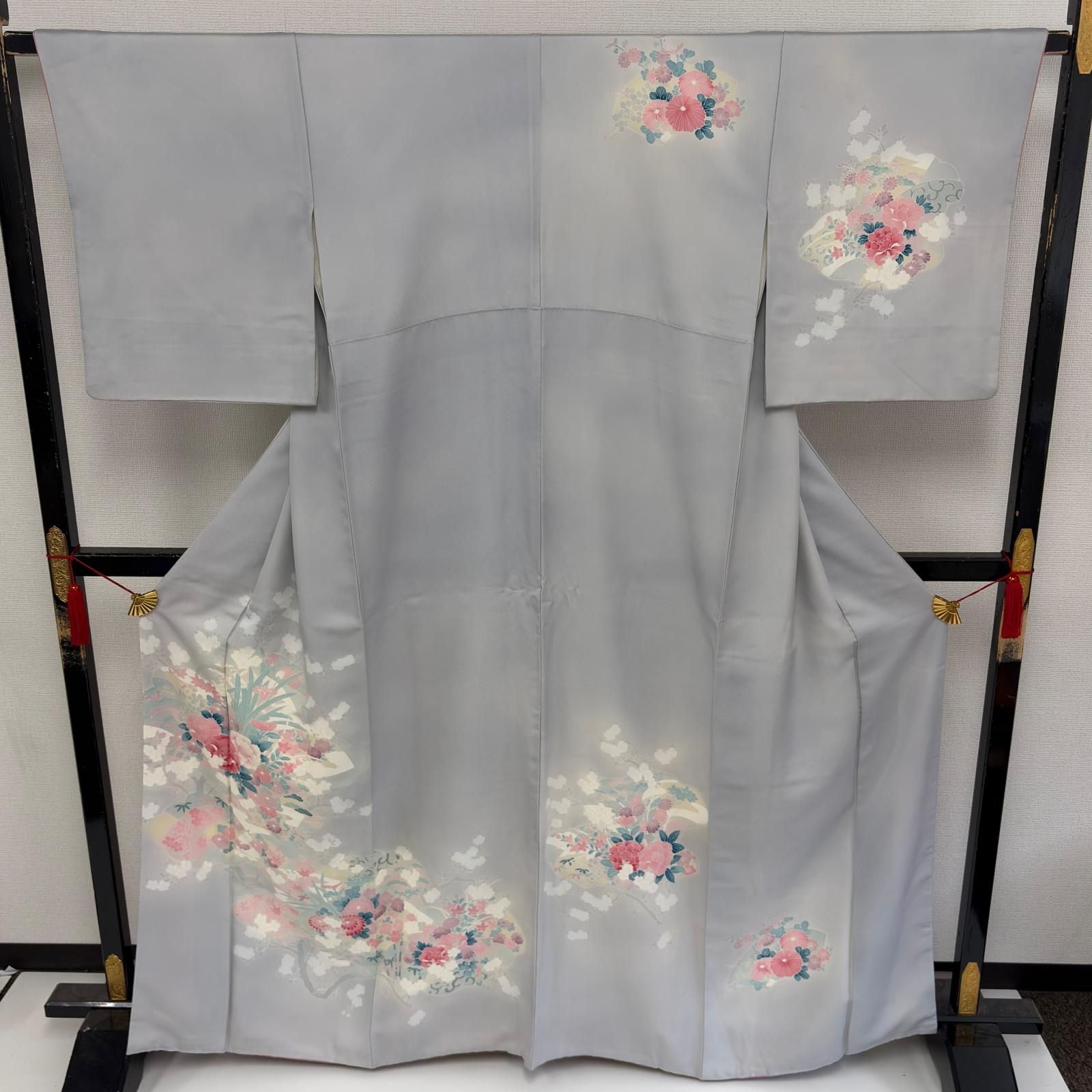 付け下げ 正絹 紋なし 美しい染めの花 袷 着物 a-657 - メルカリ