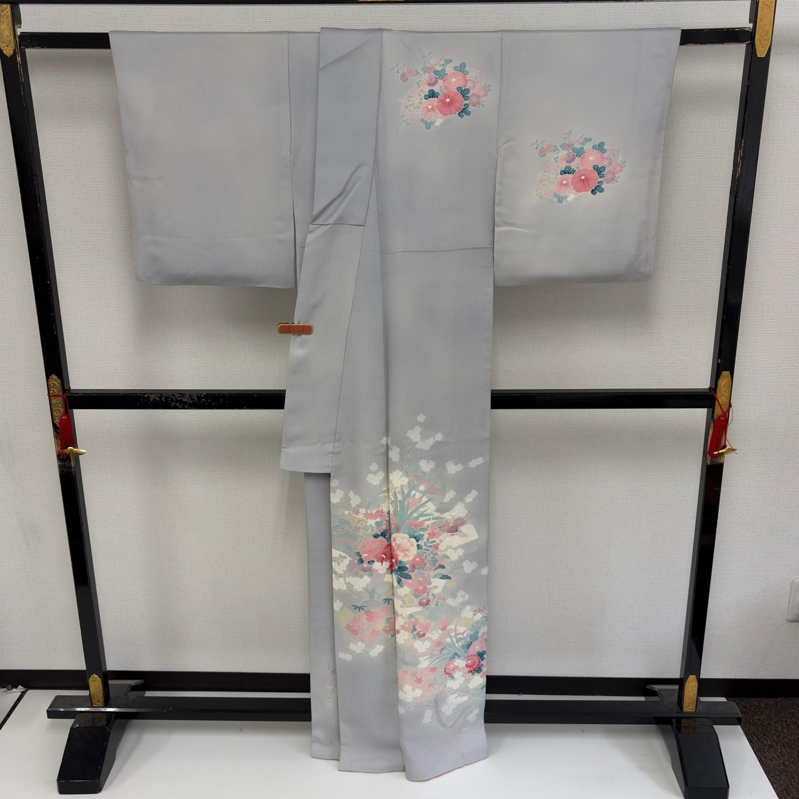 付け下げ 正絹 紋なし 美しい染めの花 袷 着物 a-657 - メルカリ