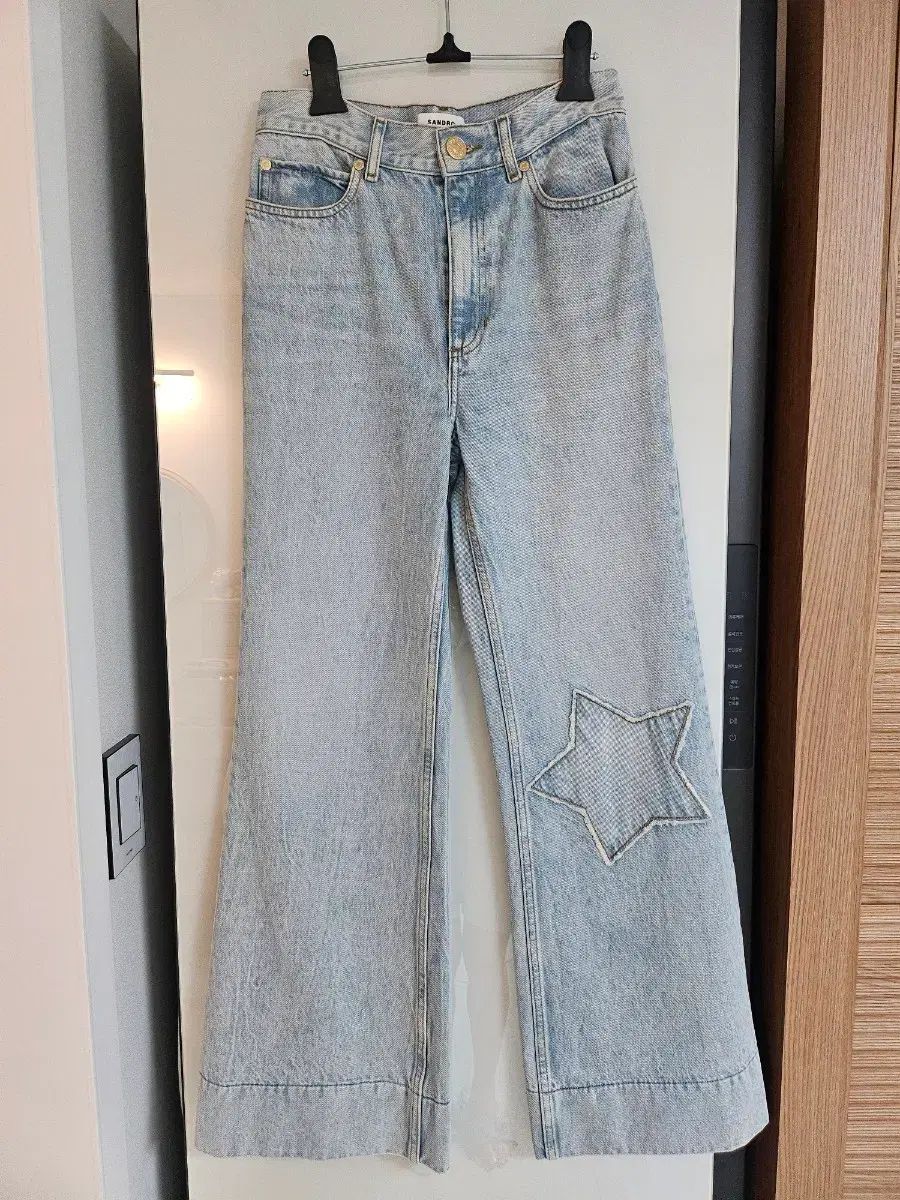 新品 SANDRO スターパッチ デニム 36サイズ
