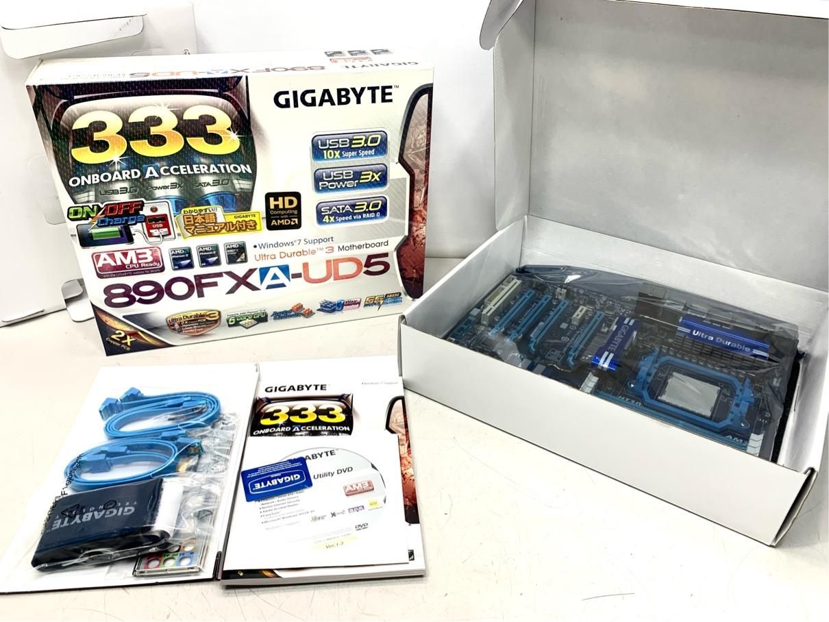 新品 未使用 GIGABYTE GA-890FXA-UD5 当時ハイエンド 890FX rev.2.1 AM3マザー A1730A10