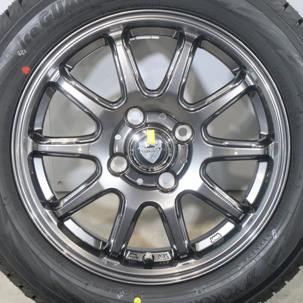 軽自動車に！スタッドレスタイヤセット！14×4.5J +45 155/65R14
