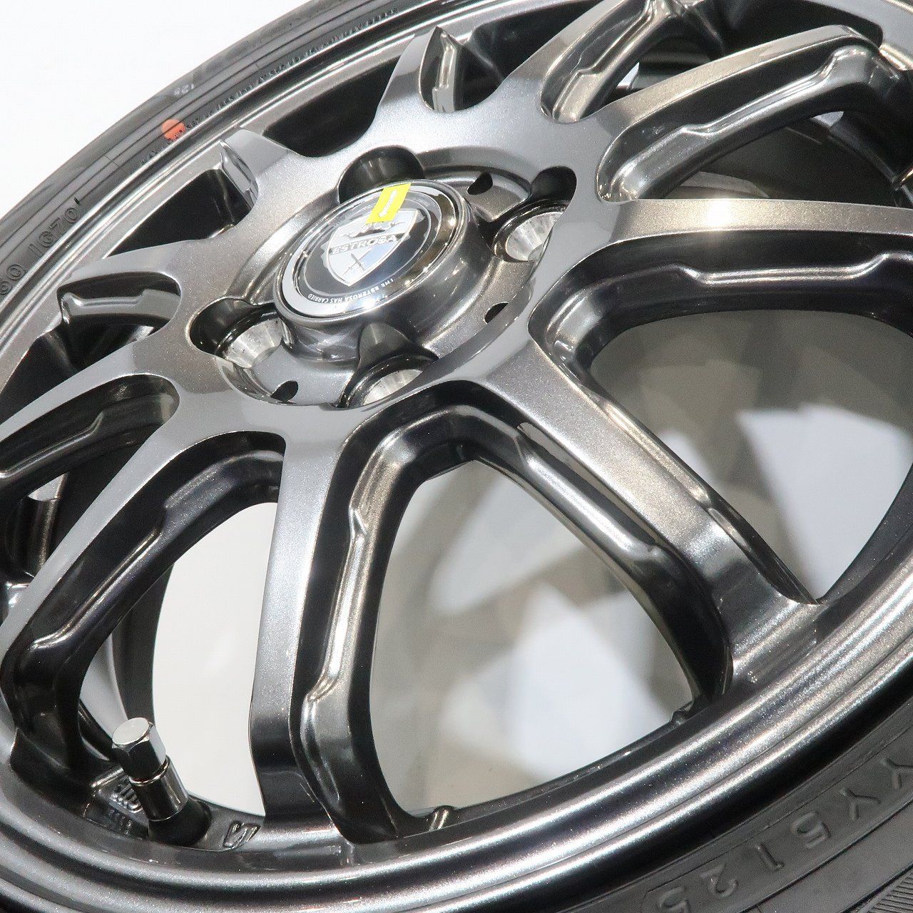 未使用】軽自動車に 4本 社外 14インチ スタッドレス ヨコハマ アイス