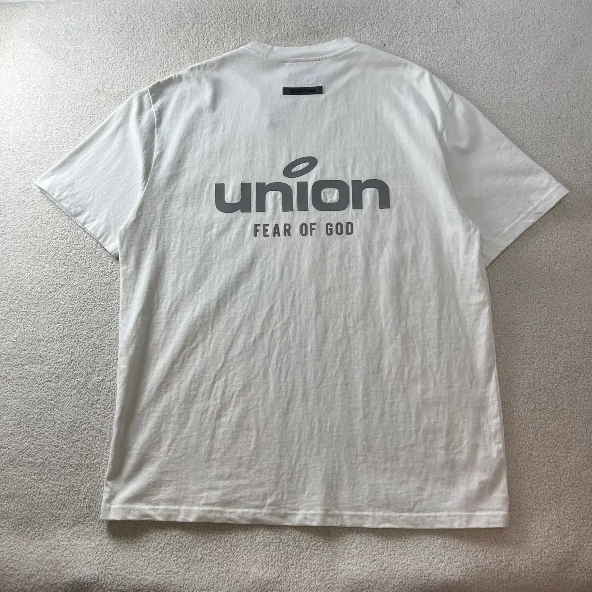 105 FEAR OF GOD(フィアオブゴッド) X UNION バックロゴ 半袖 Tシャツ