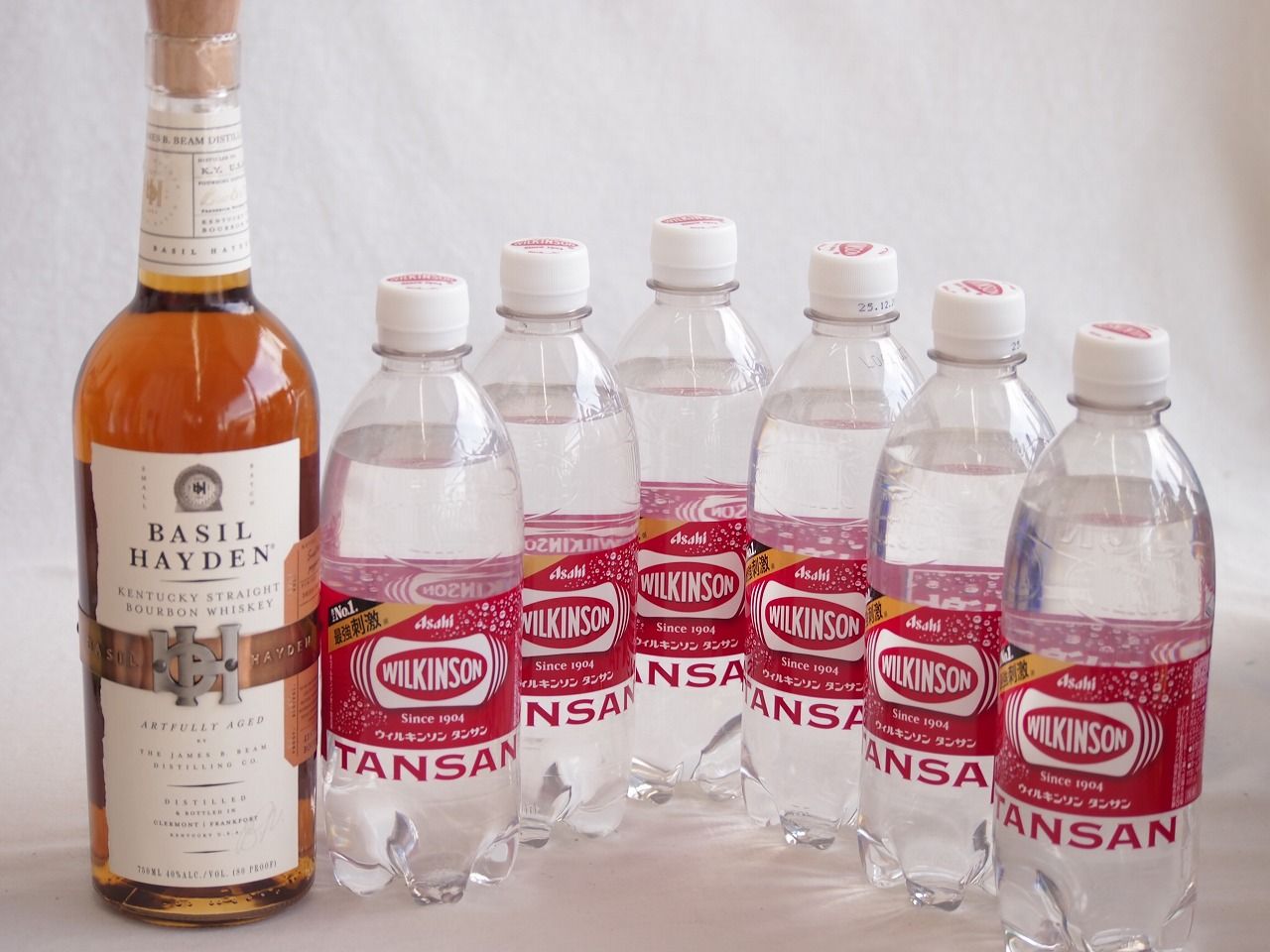 家飲みを、バーカウンターへ ハイボールウイスキー7本セット(ウィルキンソン炭酸 ベイゼル ヘイデン40度(アメリカ)) 500ml×6本 750ml×1本