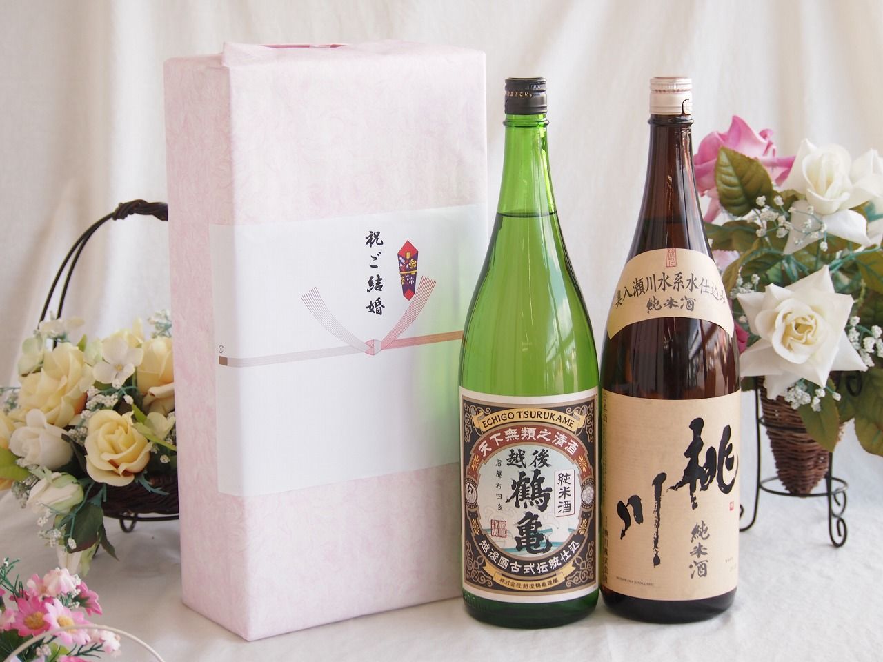祝福の気持ちを寿々の香り日本酒セット 越後鶴亀 純米酒(新潟県)桃川株式会社 桃川 純米酒(青森県)1800ml×2本