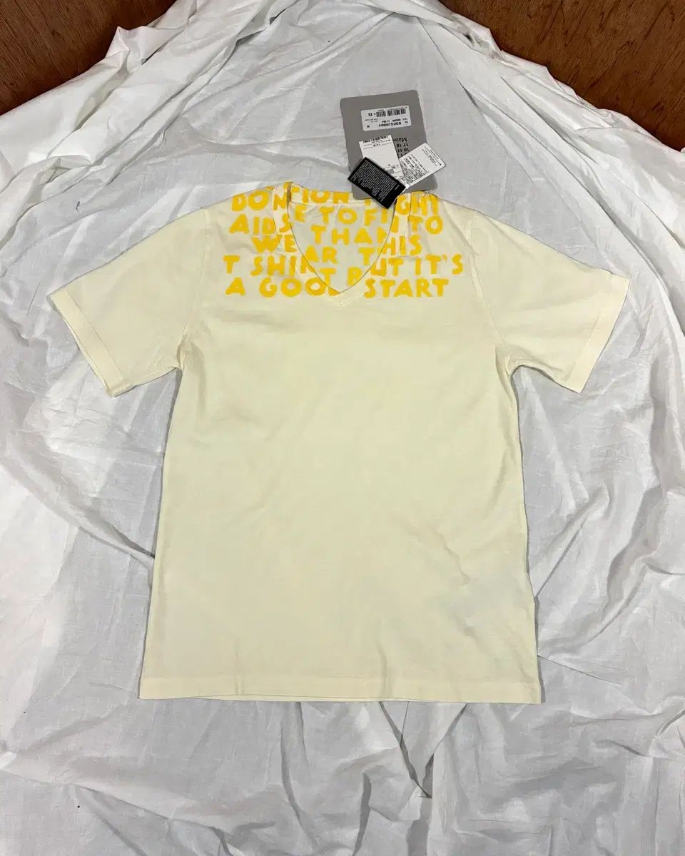 メゾンマルジェラ 17SS アイボリー エイズ アウェアネス Tシャツ