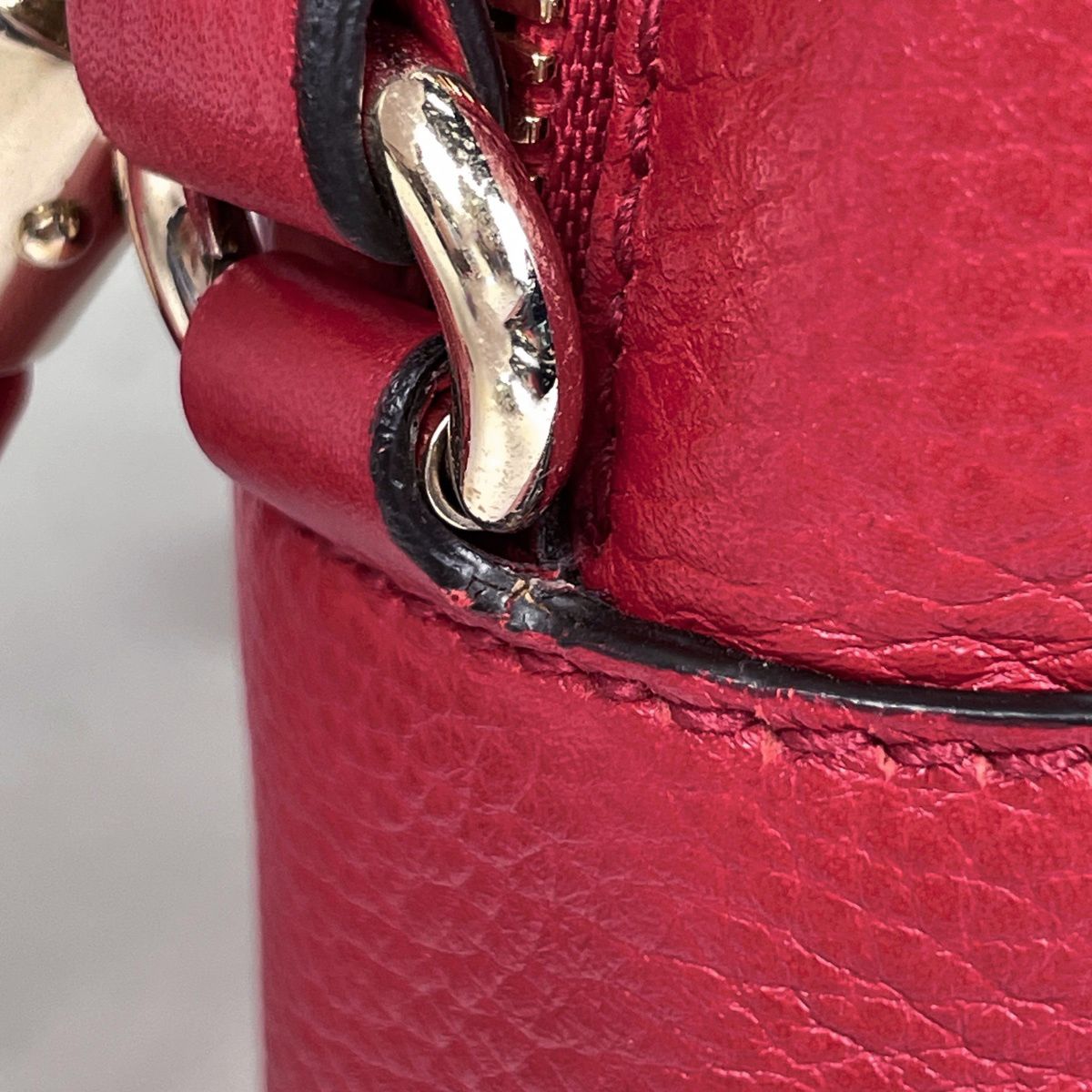 グッチ GUCCI ソーホー ショルダーバッグ タッセル インターロッキング 