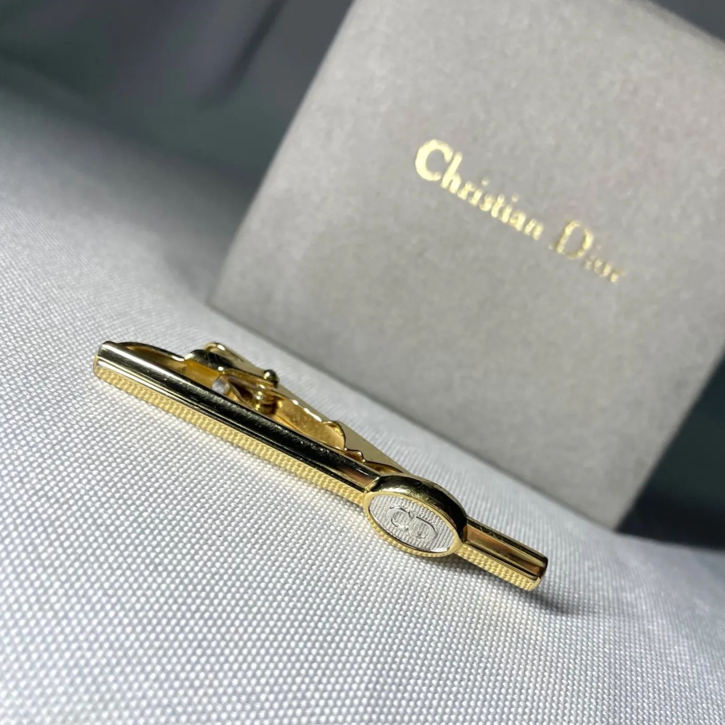 【ディオール】ネクタイピン CDロゴ 925シルバー 希少 Dior ディオール CDロゴ シルバー&ゴールドメタリック コンビ
