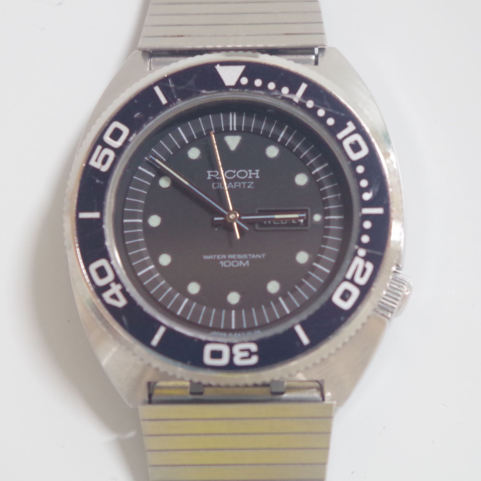 A7100 RICOH 643018 Diver 100M ブラック文字盤 電池交換済み 新品ヴィンテージ風ベルト 動作良好 A7100 RICOH 643018 Diver 100M ブラック文字盤 電池交換済み 新品ヴィンテージ風ベルト 動作良好