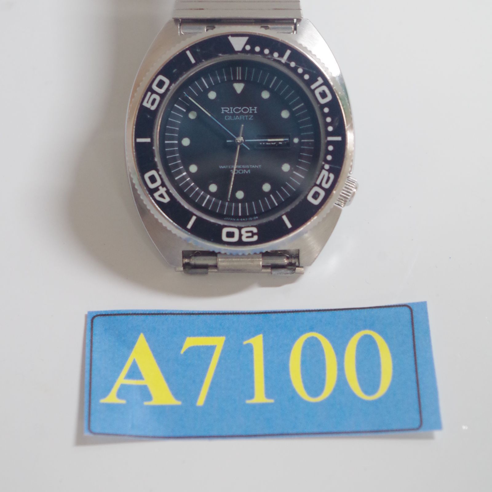 A7100 RICOH 643018 Diver 100M ブラック文字盤 電池交換済み 新品ヴィンテージ風ベルト 動作良好 A7100 RICOH 643018 Diver 100M ブラック文字盤 電池交換済み 新品ヴィンテージ風ベルト 動作良好