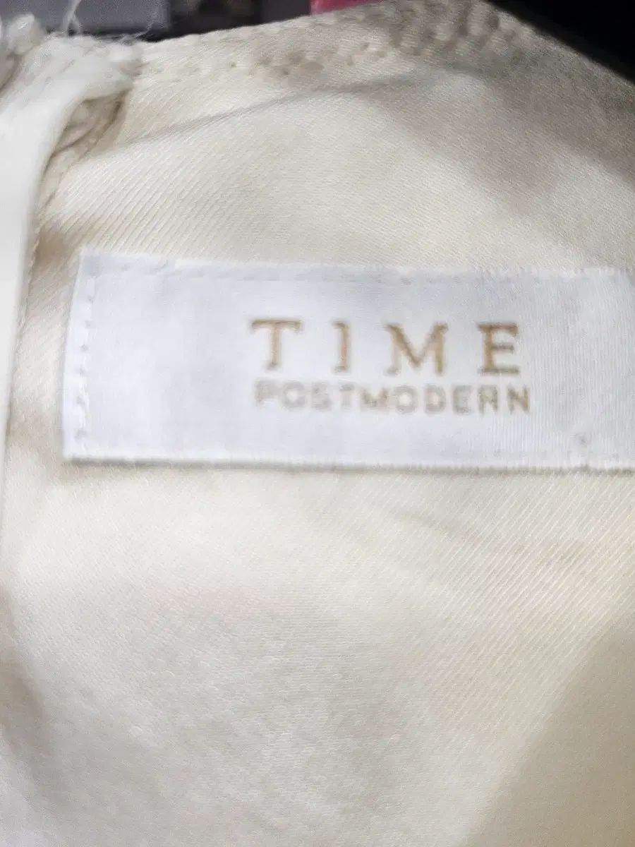 ハンサム(The HANDSOME) TIME シルク ブラウスです