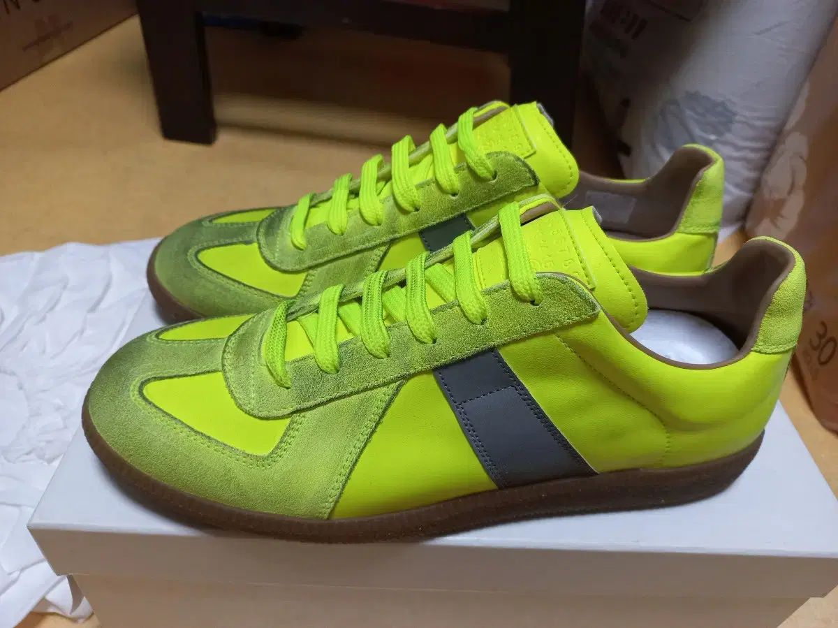 260 Maison Margiela メゾンマルジェラ ドイツ軍 ネオン蛍光 40 5 未使用