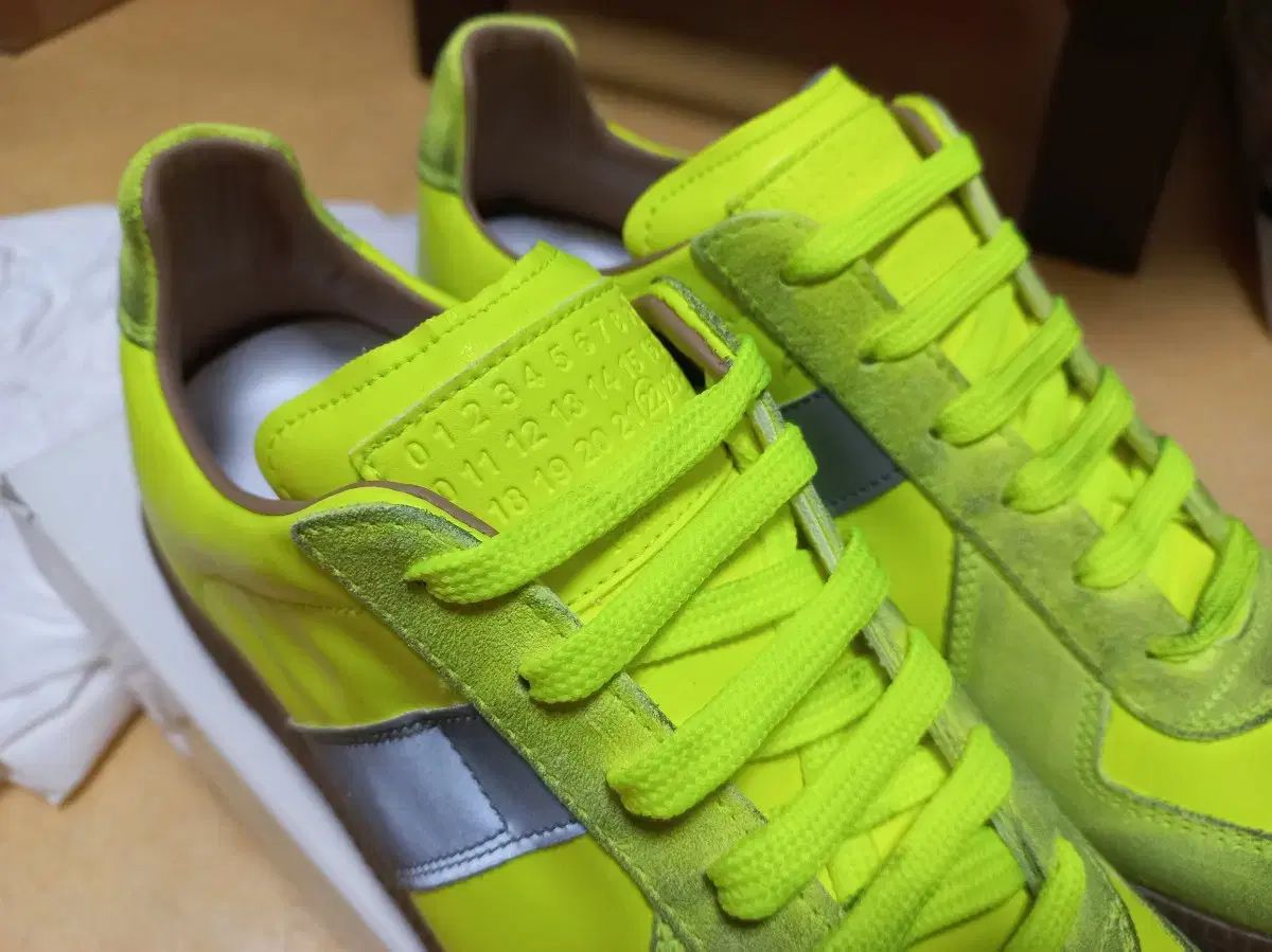 260 Maison Margiela メゾンマルジェラ ドイツ軍 ネオン蛍光 40 5 未使用