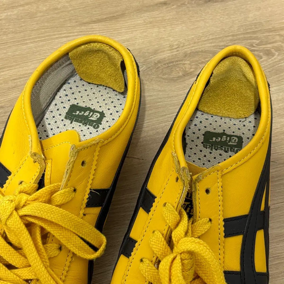 onitsuka tiger オニツカタイガー メキシコ 66 240サイズ