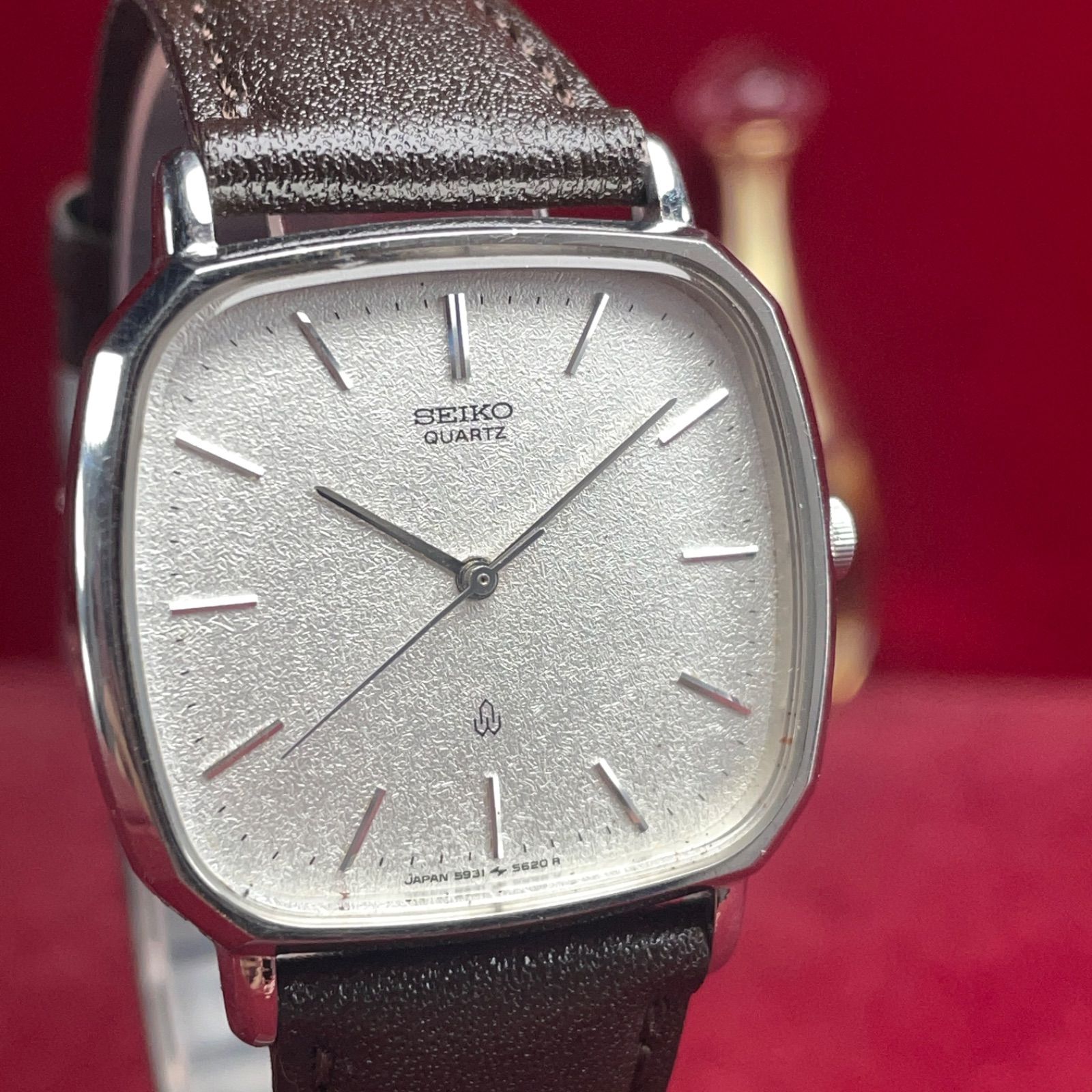 未来技術遺産】SEIKO セイコー シャリオ クォーツ 1981年 梨地 稼働