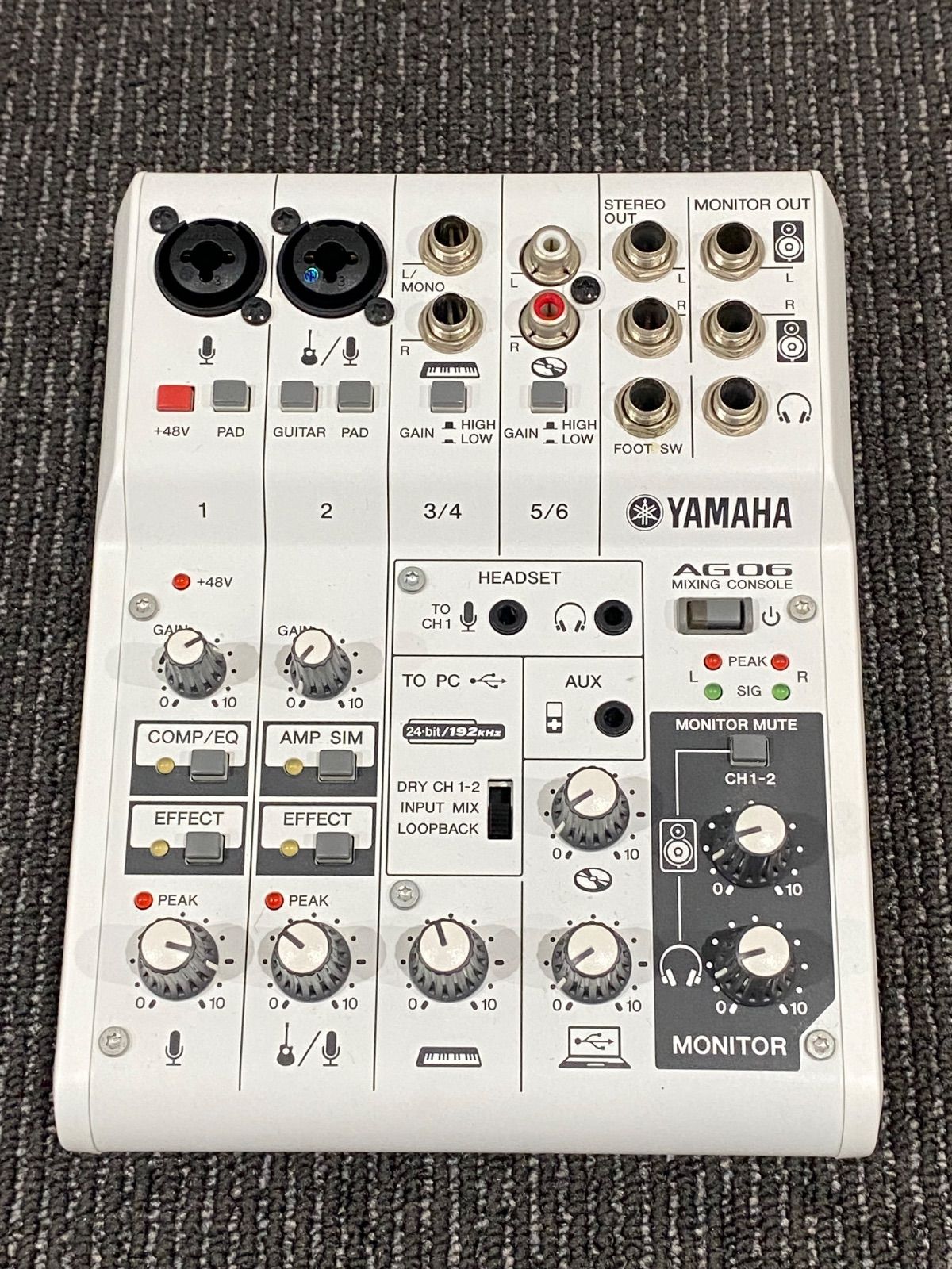 YAMAHA AG06