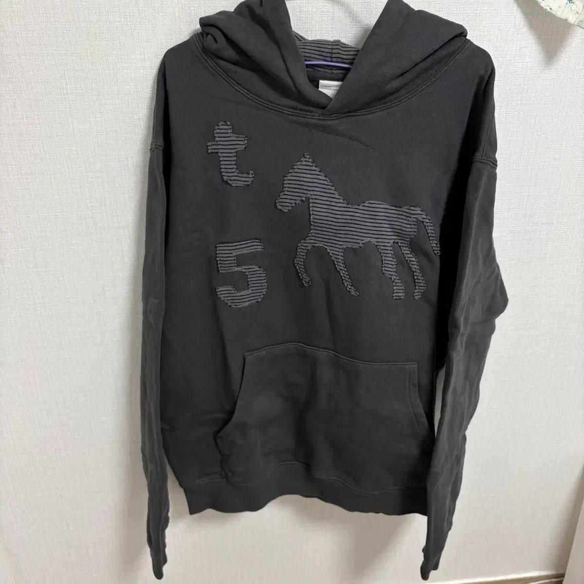 ザコールデストモーメント フードTシャツ