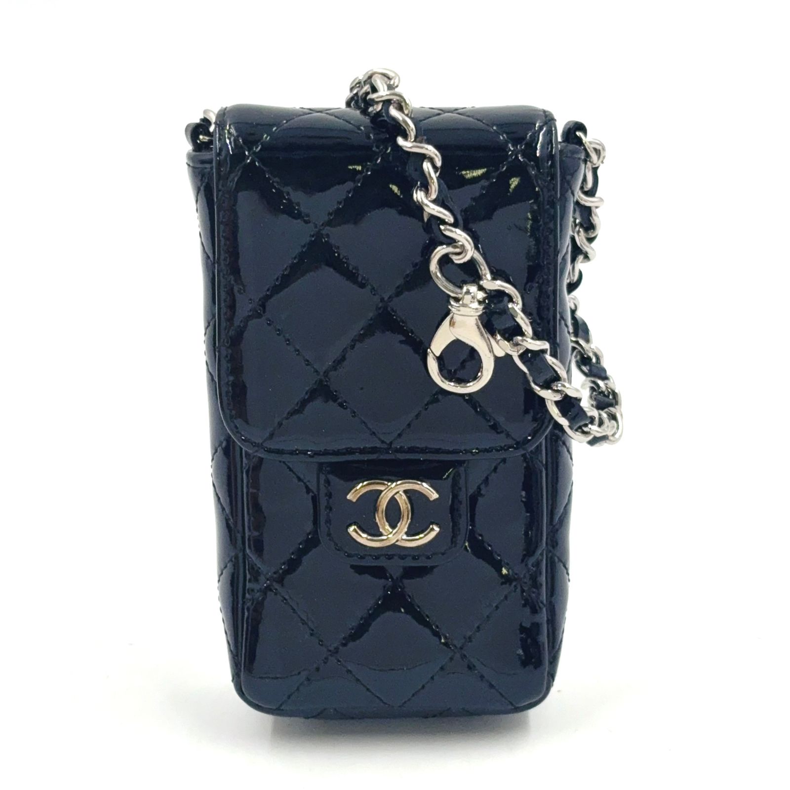 【新着】CHANEL マトラッセ ココマーク シリアル番号13番台 エナメルレザー ブラック ポーチ シルバー