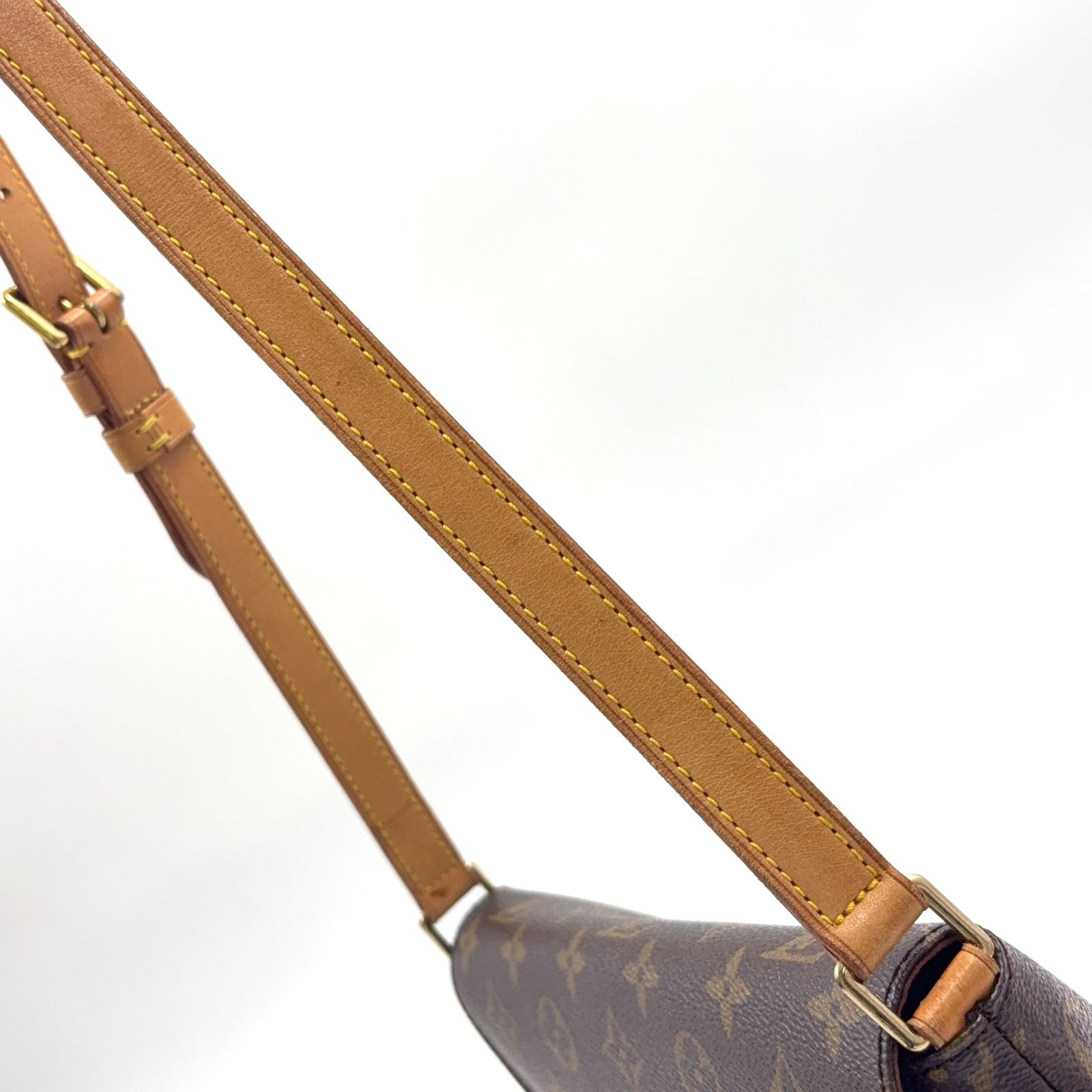 新着】LOUIS VUITTON ミュゼットタンゴ ショートストラップ モノグラム