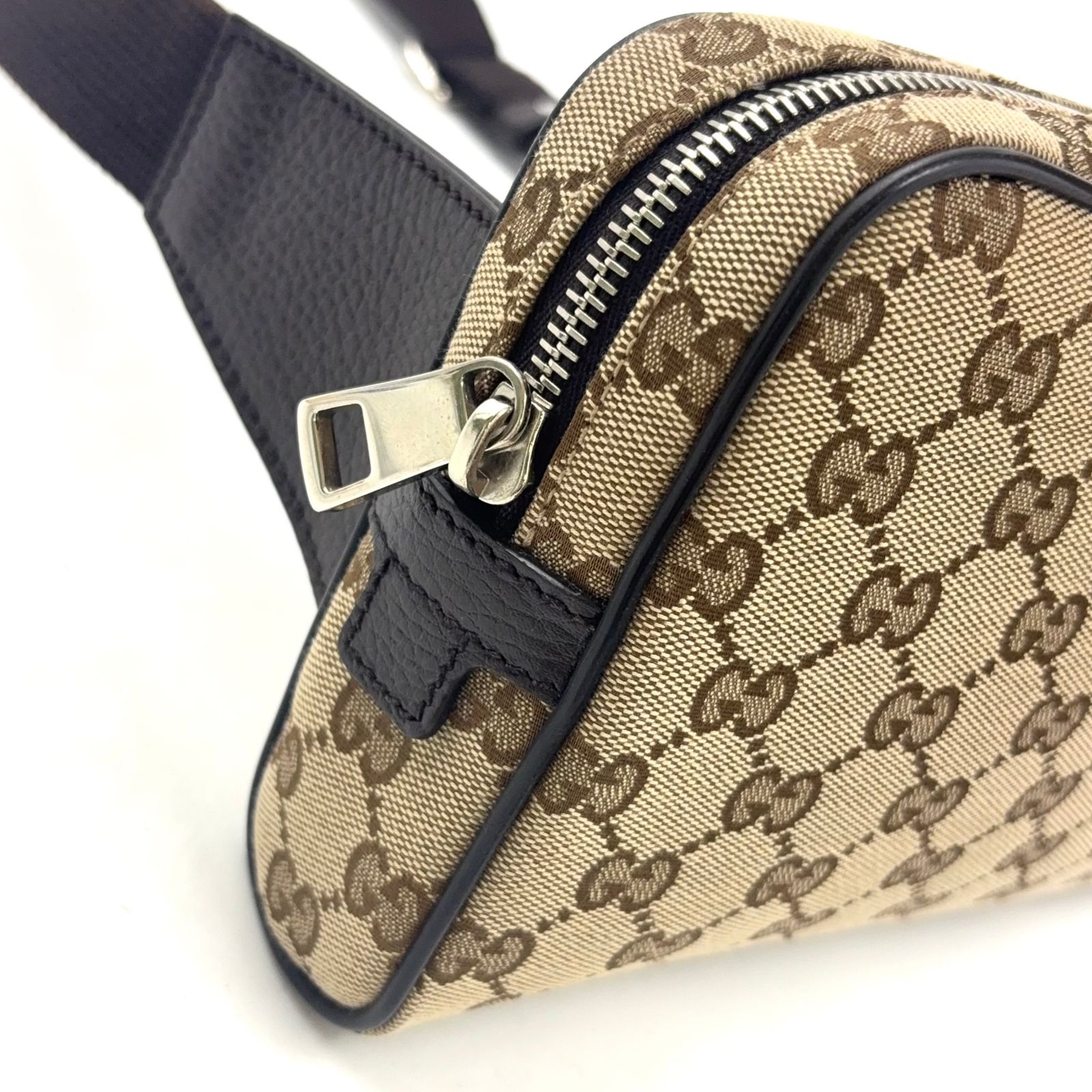 新着】GUCCI GGキャンバス GGキャンバス レザー、キャンバス ダーク