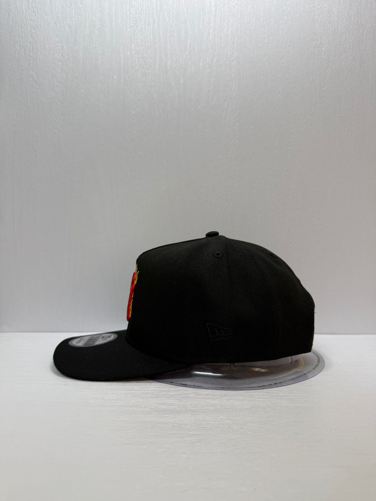ニューエラ ニューヨークヤンキース ワールドシリーズ1927 フレイム 9fifty A-FRAME スナップバックキャップ ブラックカラー ニューエラ ニューヨークヤンキース ワールドシリーズ1927 フレイム 9fifty A-FRAME スナップバックキャップ ブラックカラー