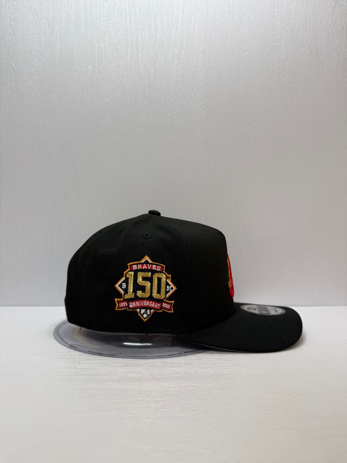 ニューエラ アトランタブレーブス 150thアニバーサリー フレイム 9fifty A-FRAME スナップバックキャップ ブラックカラー