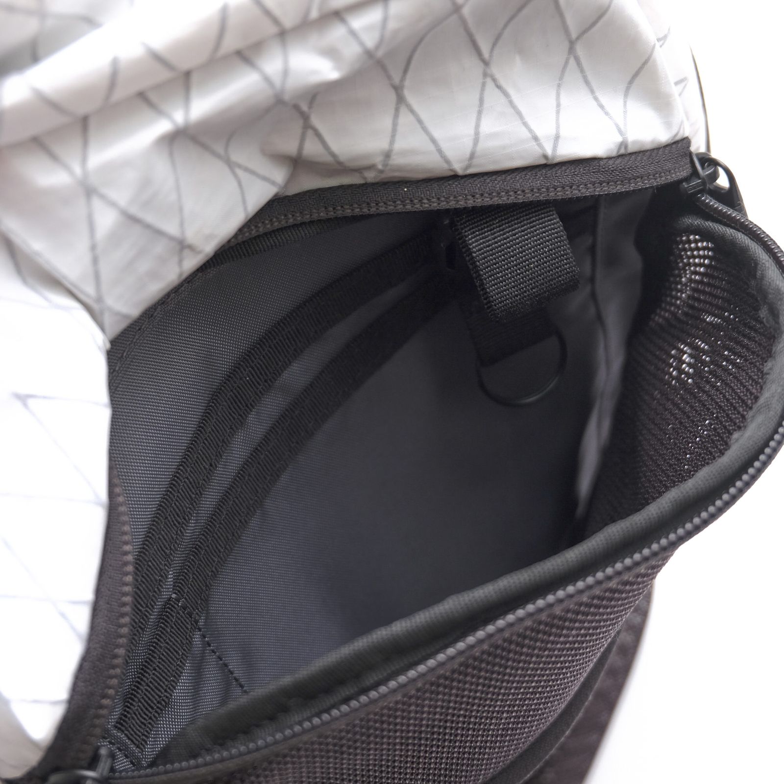 ブリーフィング／BRIEFING バッグ ショルダーバッグ 鞄 メンズ 男性 男性用 ナイロン ホワイト 白 BRA241L74 MFC SLING XP ボディバッグ ノートPC収納可