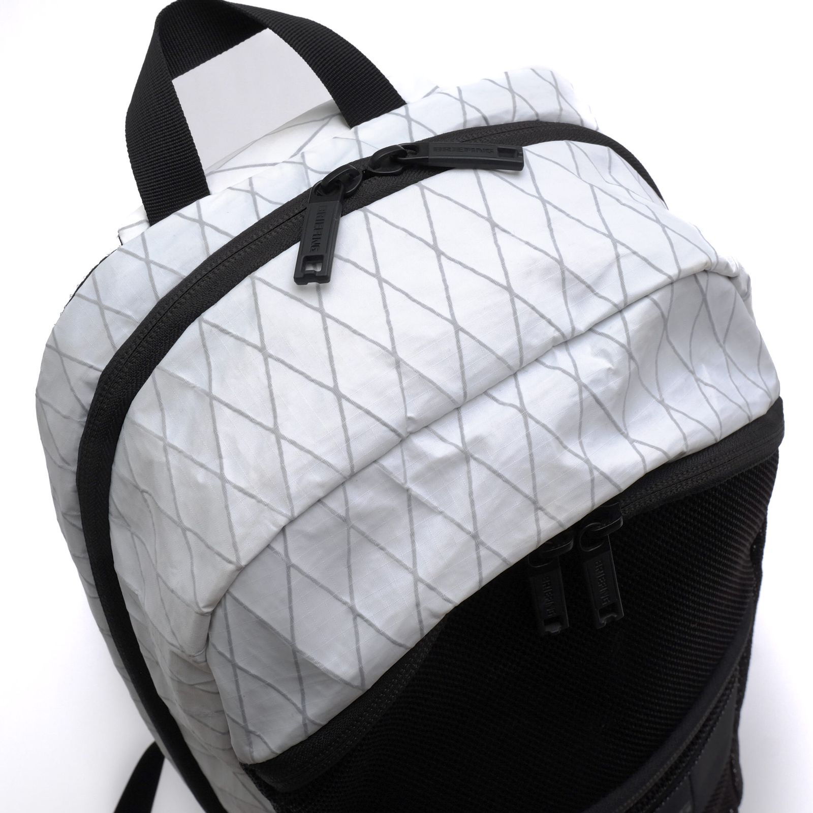 ブリーフィング／BRIEFING バッグ ショルダーバッグ 鞄 メンズ 男性 男性用 ナイロン ホワイト 白 BRA241L74 MFC SLING XP ボディバッグ ノートPC収納可