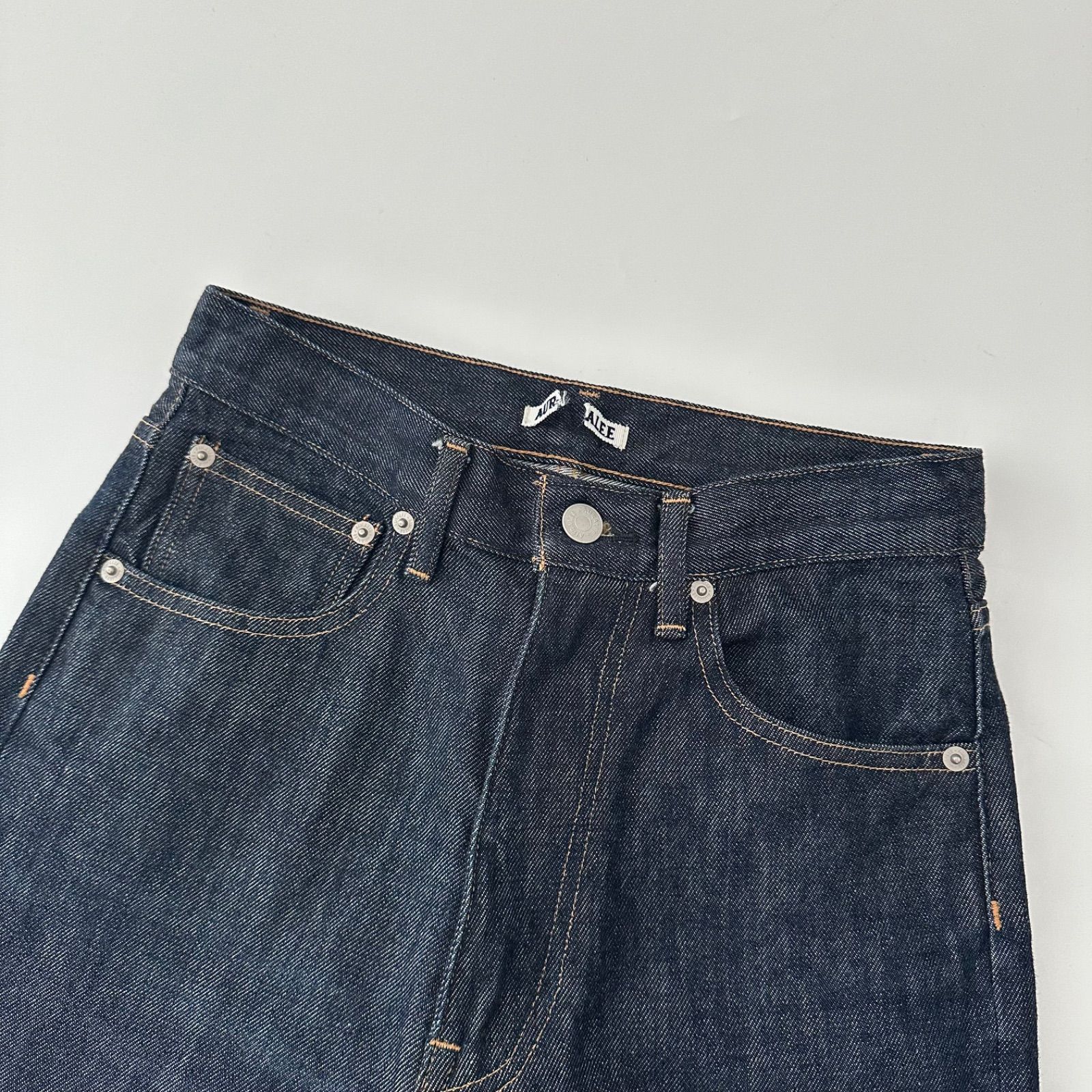 オーラリー AURALEE HARD TWIST DENIM 5P PANTS デニムパンツ インディゴ サイズ24 日本製 A00P02DM カットアウト リメイク 6JU064 オーラリー AURALEE HARD TWIST DENIM 5P PANTS デニムパンツ インディゴ サイズ24 日本製 A00P02DM カットアウト リメイク 6JU064