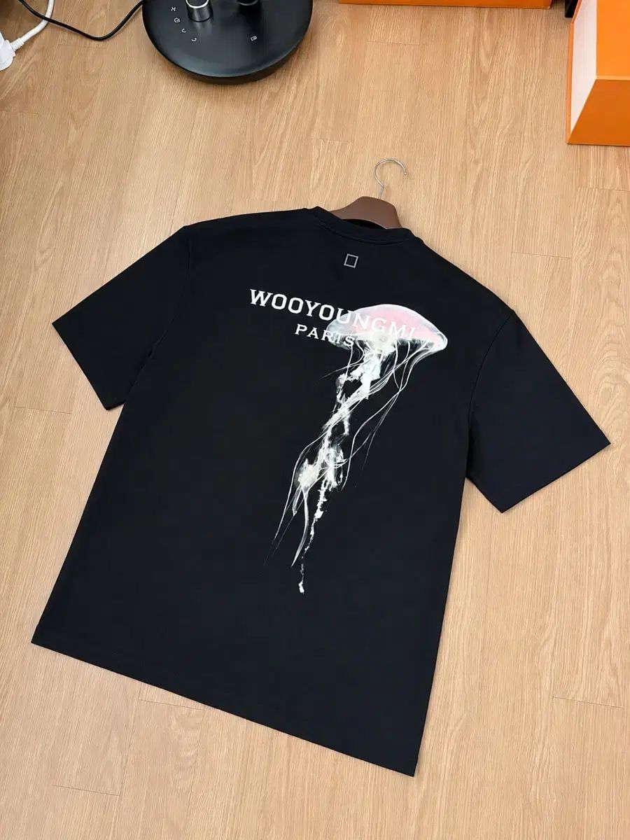 ウーヨンミ メンズ 해파리 半袖Tシャツ / サイズ52