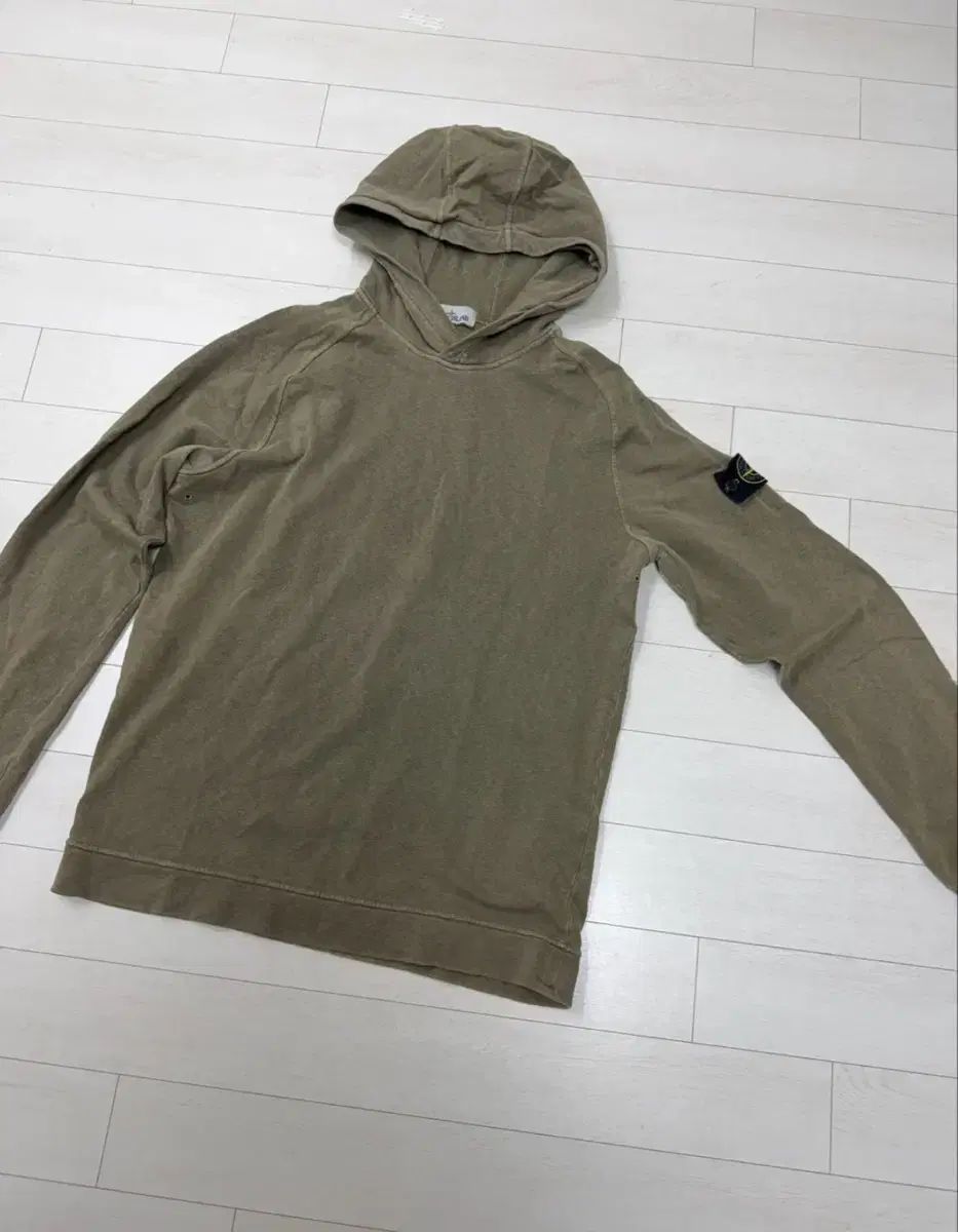 STONE ISLAND ストーンアイランド フードTシャツ L サイズ