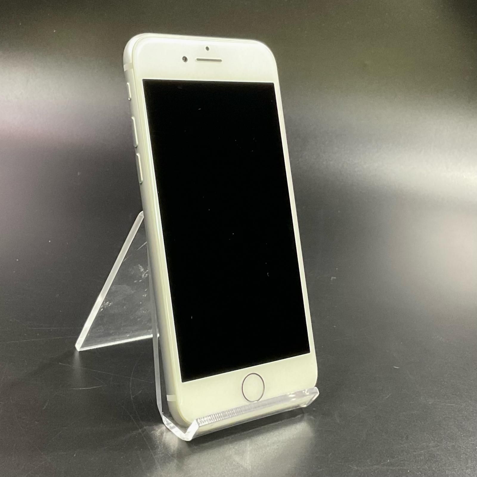 iPhone 8 64GB シルバー docomo SIMフリー美品 - メルカリ