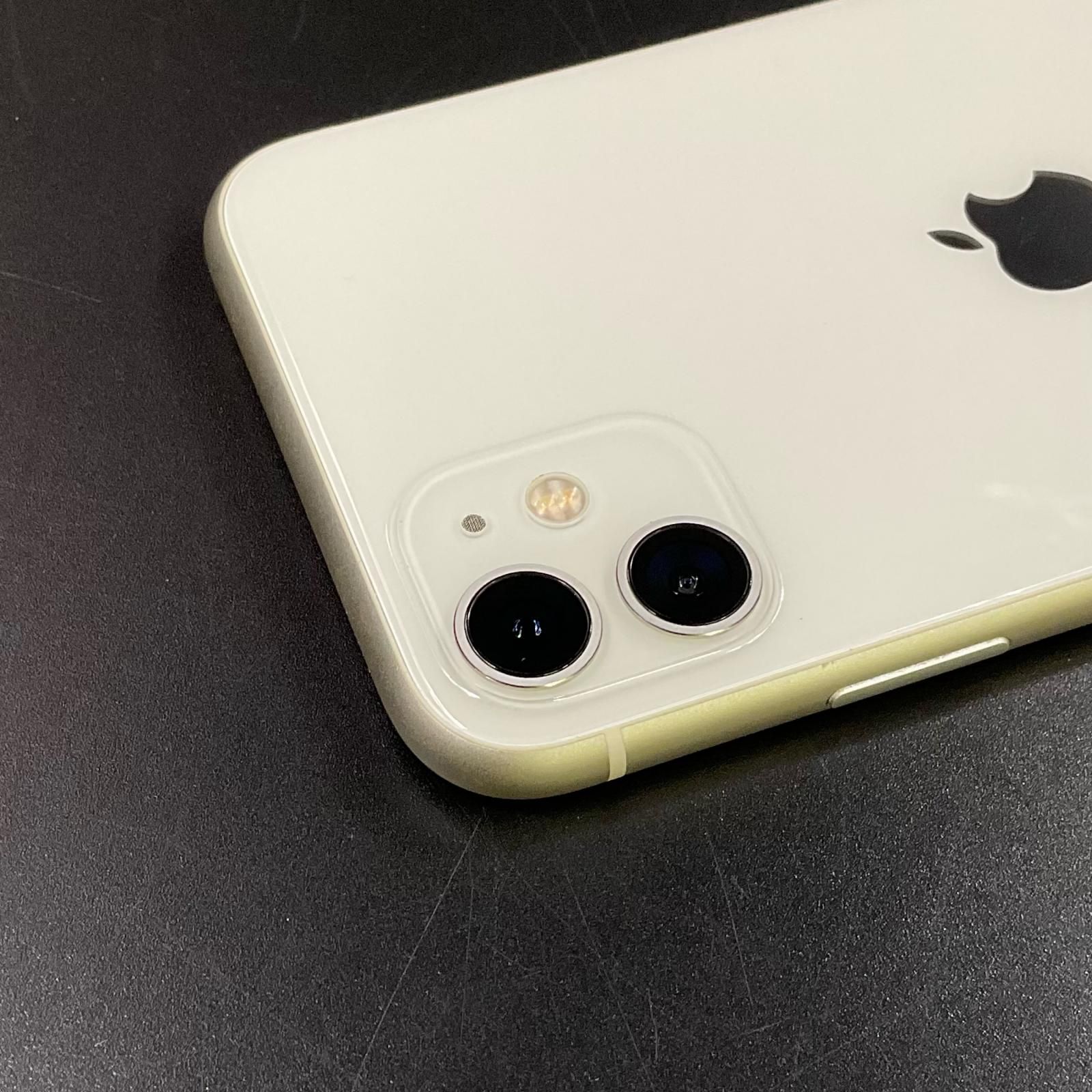 iPhone 11 64GB ホワイト SIMフリー 中古 - メルカリ