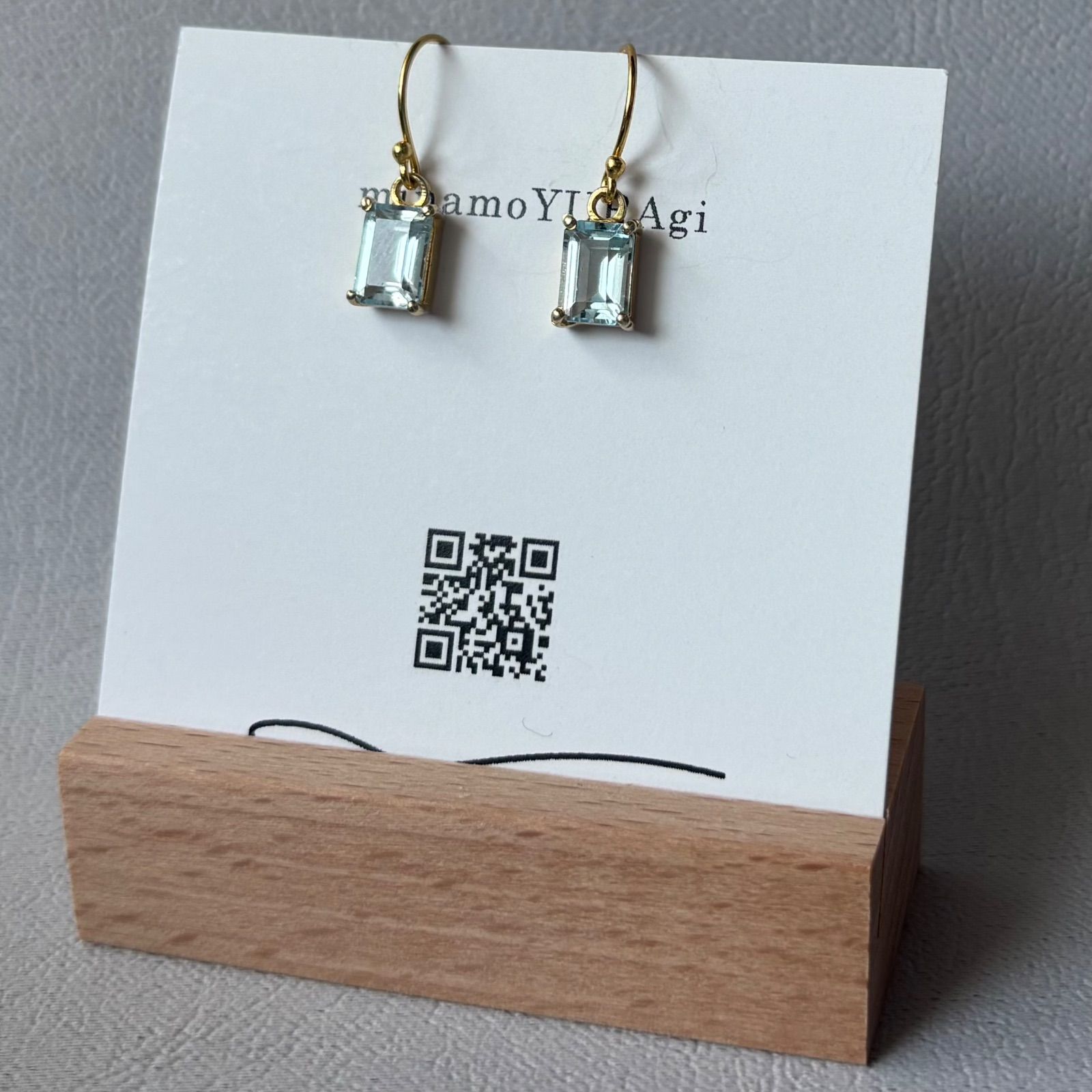 ブルートパーズの1粒ピアス / 澄んだ空気 - メルカリ