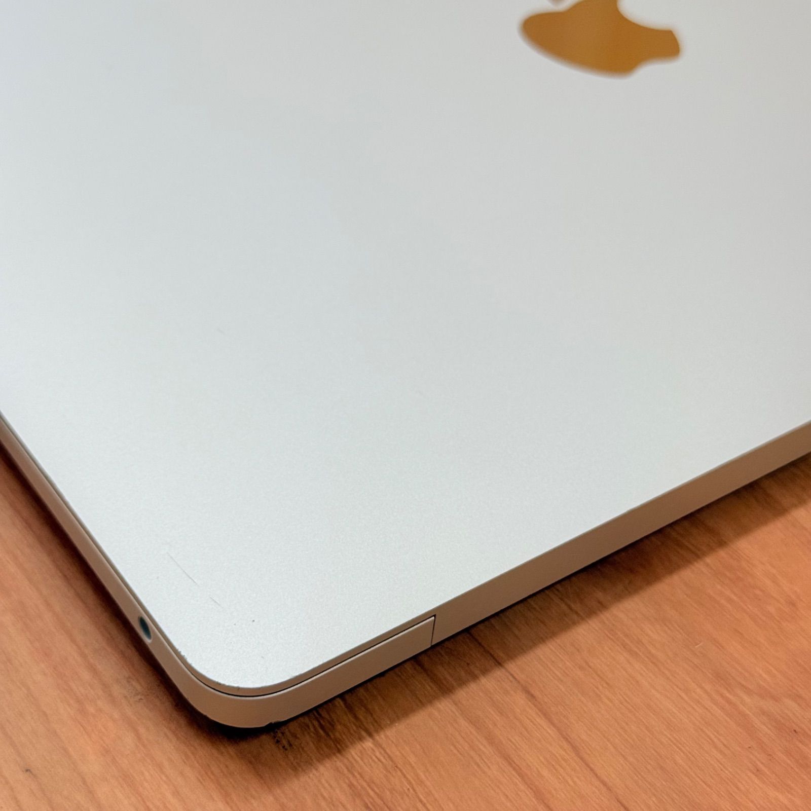バッテリー良好】MacBook Air M1 13
