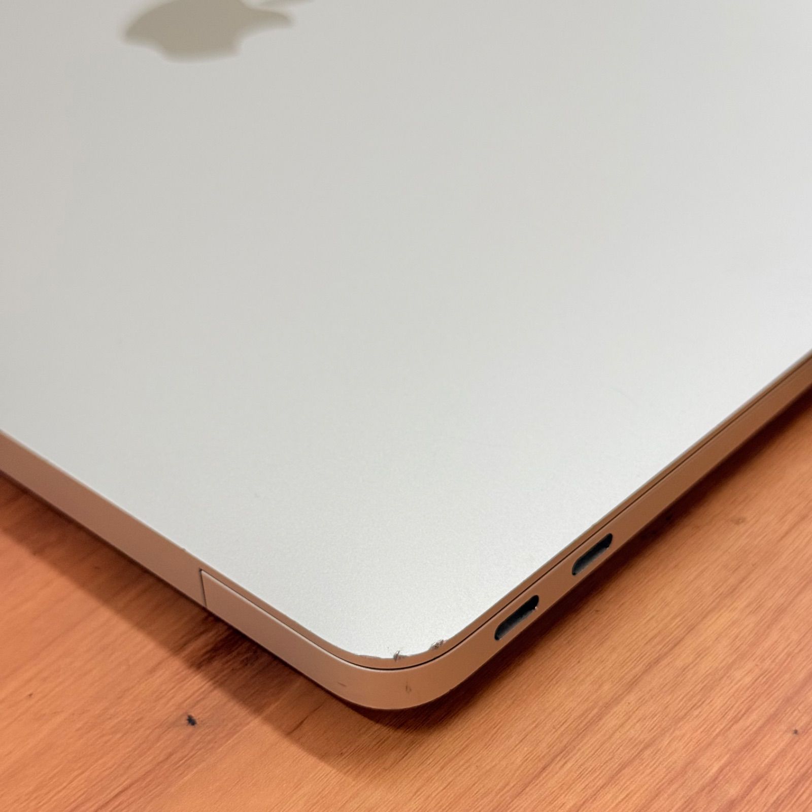 MacBook Air M1 256GB 8Gメモリバッテリー92% 初期化済み バッテリー良好】MacBook Air M1 13