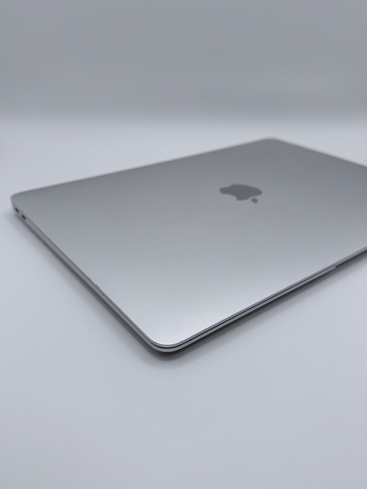 MacBook Air 13インチ M1 16GB 256GB 動作確認済み - メルカリ